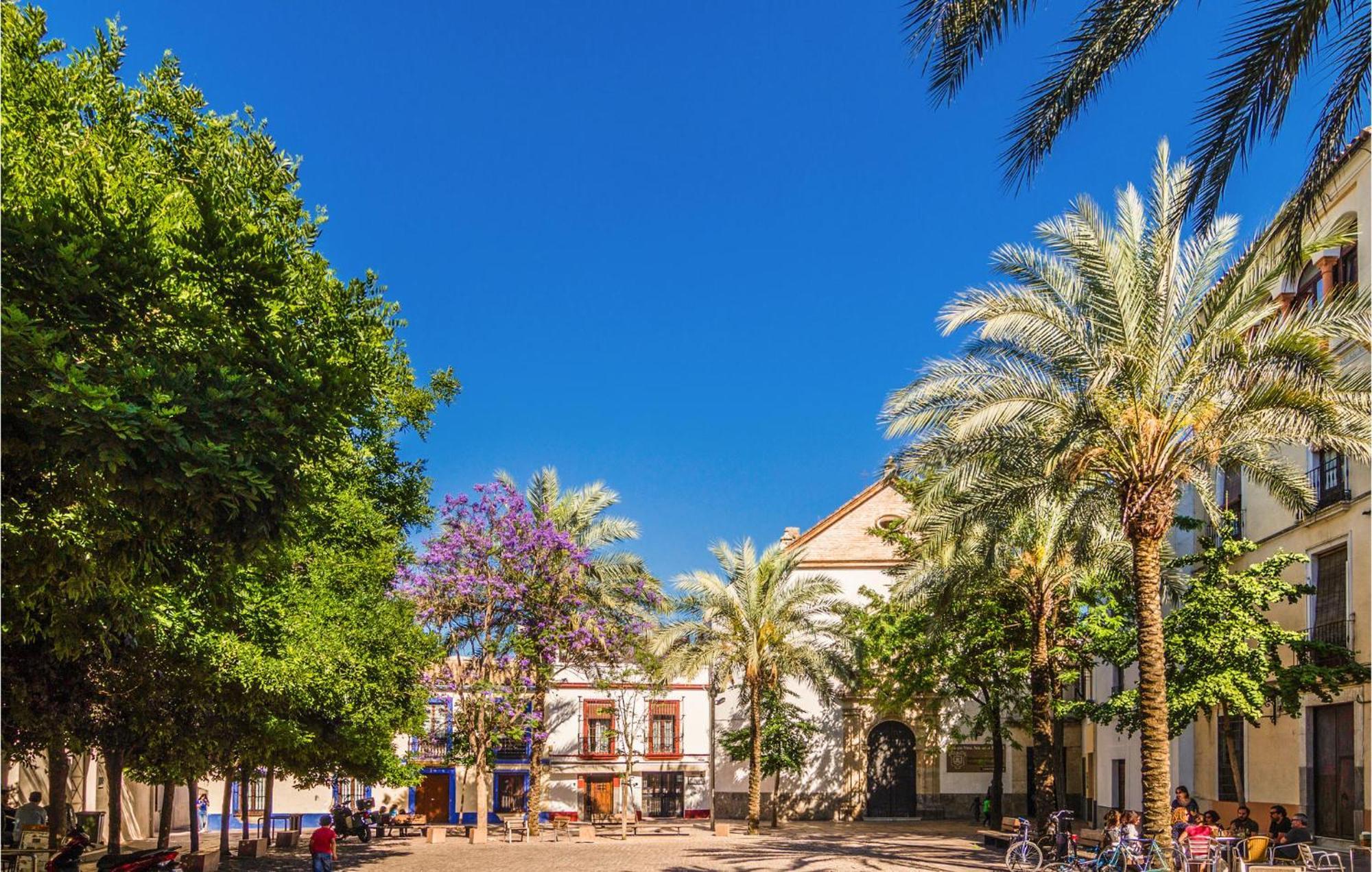 Lovely Apartment In Cordoba With Kitchen Eksteriør bilde