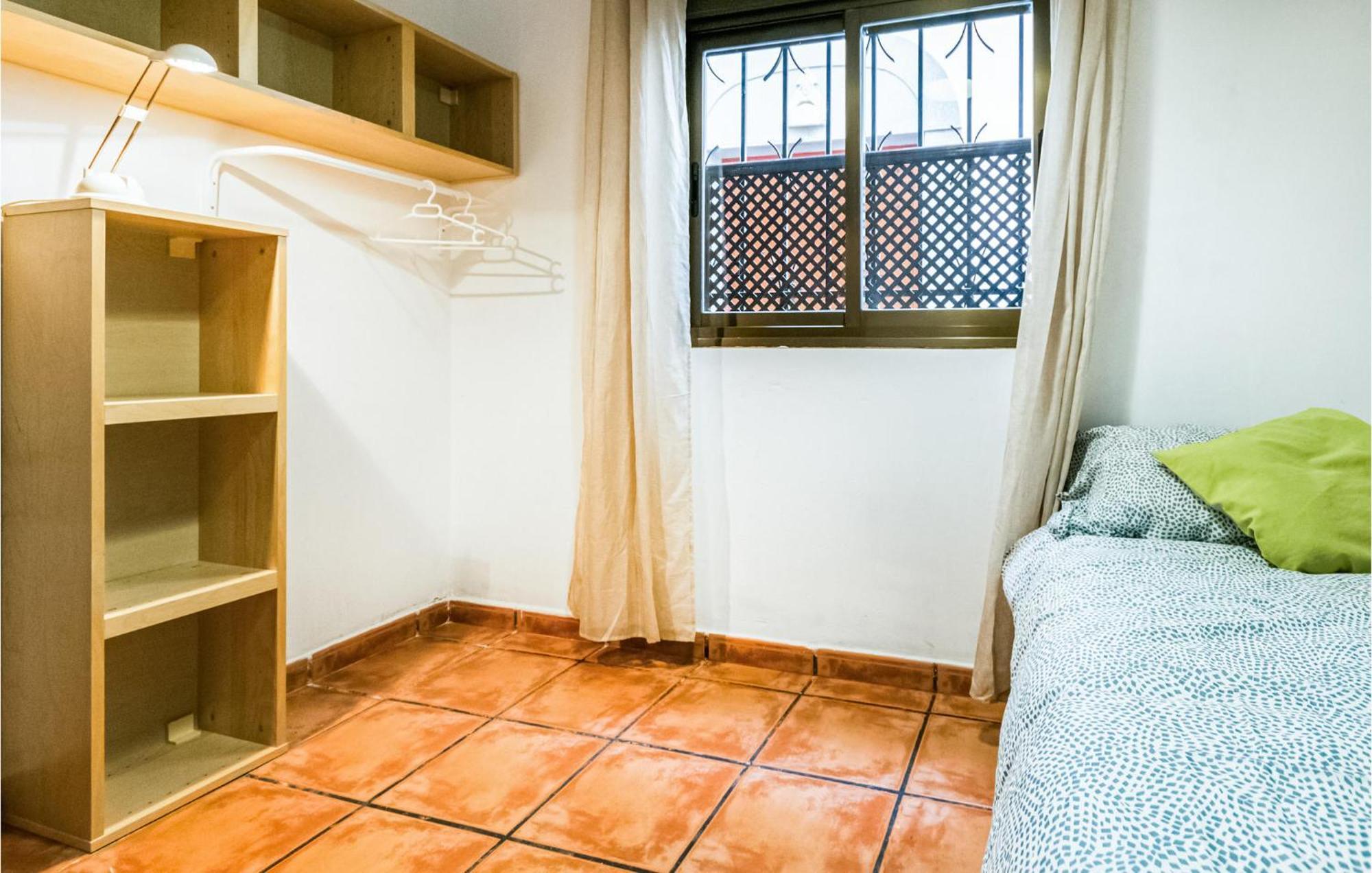 Lovely Apartment In Cordoba With Kitchen Eksteriør bilde
