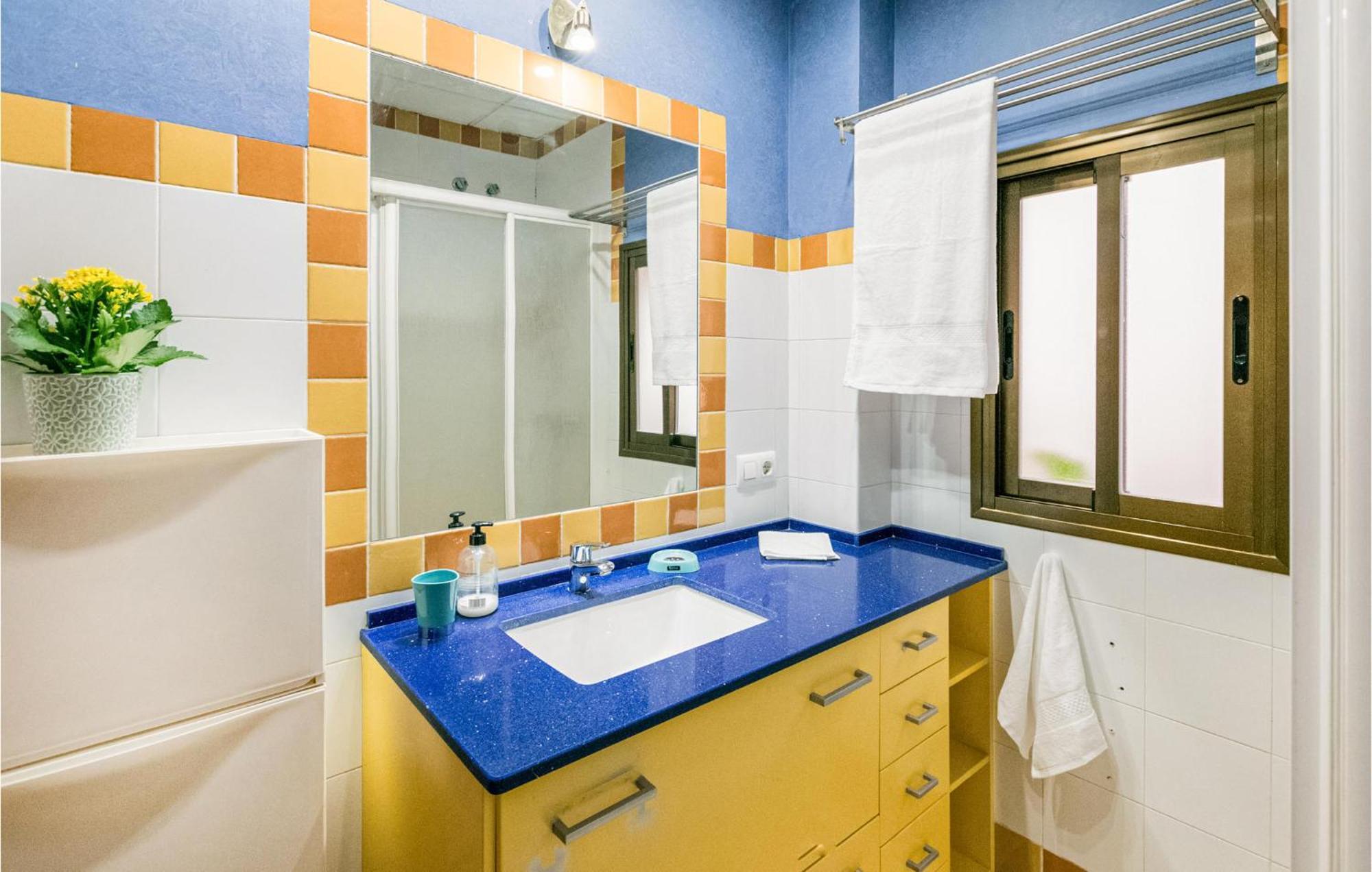Lovely Apartment In Cordoba With Kitchen Eksteriør bilde